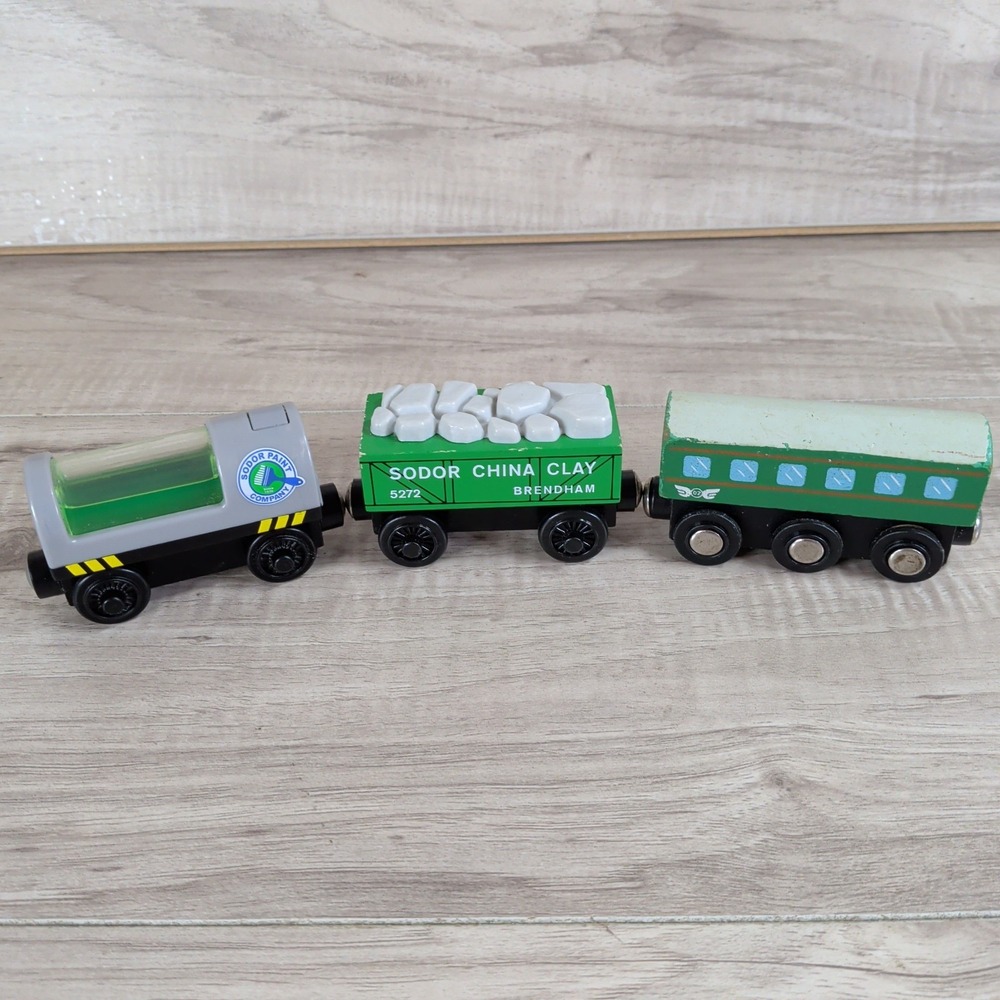 Thomas the Tank - Sodor China Clay Cars and Paint Company LOT OF 3 GREEN